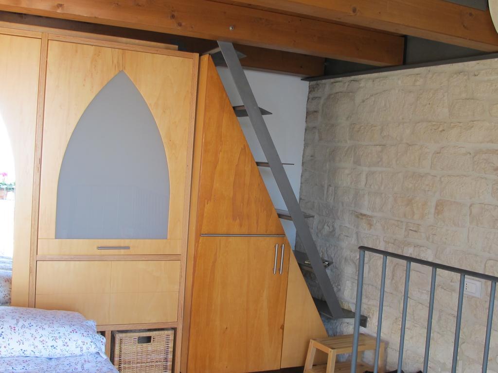 Ferienwohnung Casa Torre Di Mactheus Petraro Giovinazzo Exterior foto